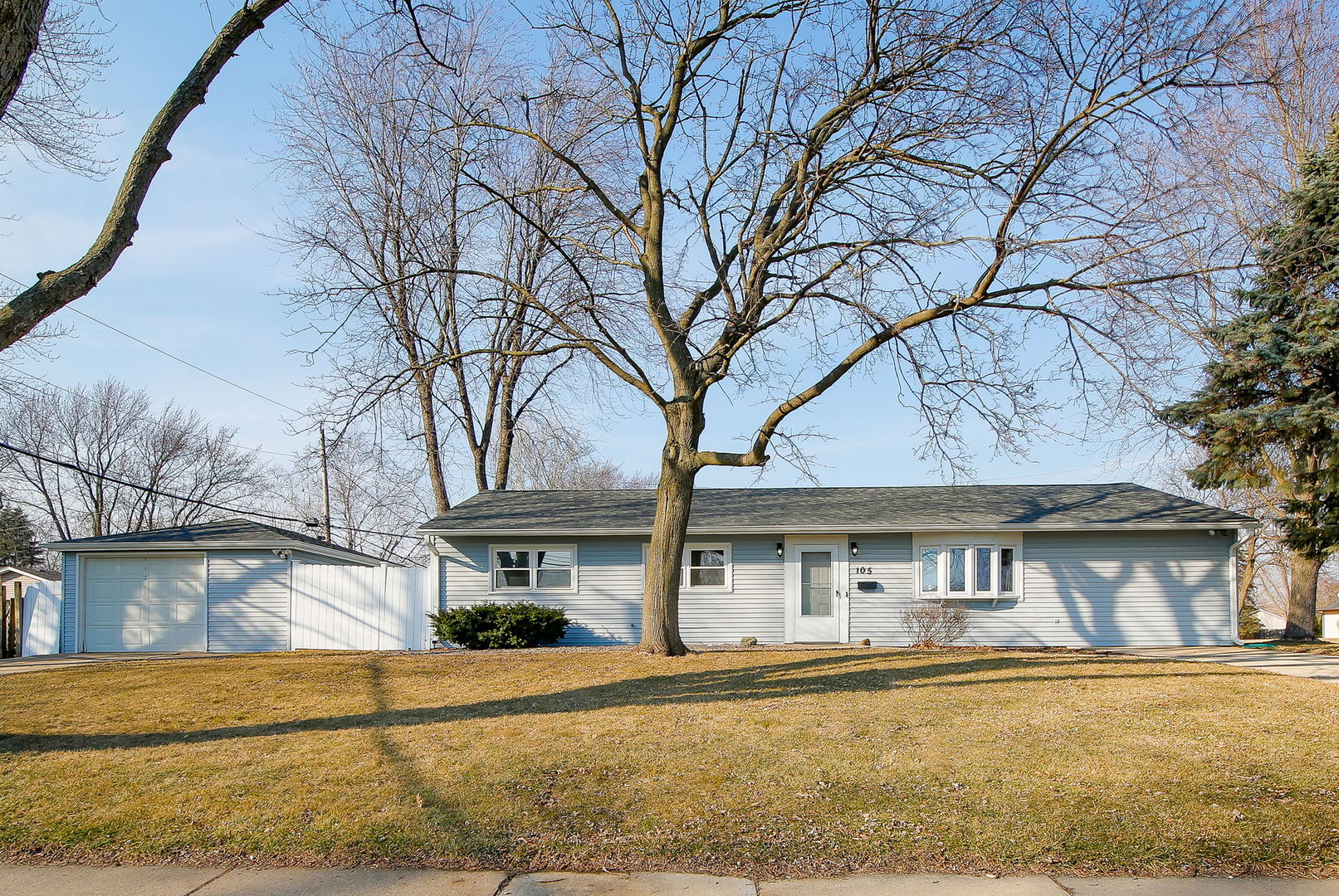 105 Saugatuck Road Montgomery, IL 60538 - Photo 1 of 16