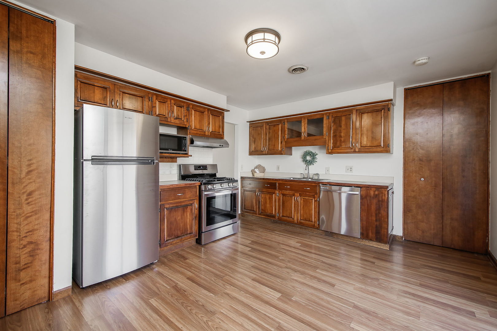 105 Saugatuck Road Montgomery, IL 60538 - Photo 4 of 16