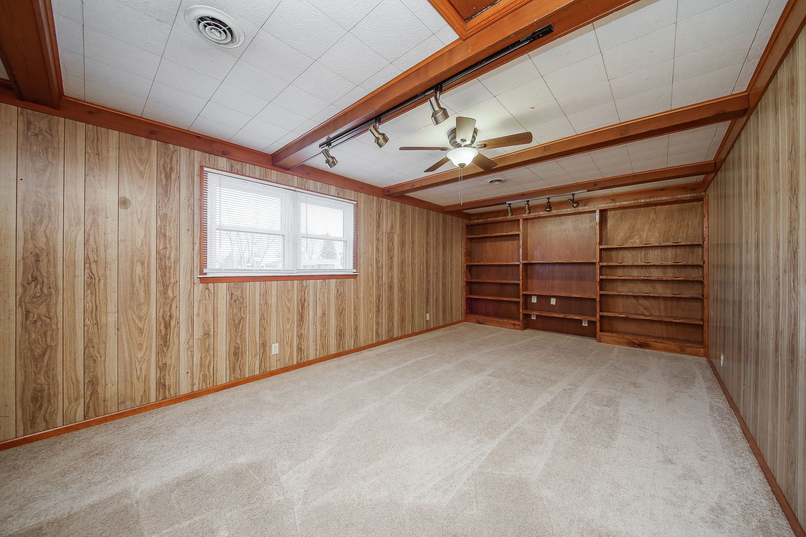 105 Saugatuck Road Montgomery, IL 60538 - Photo 7 of 16