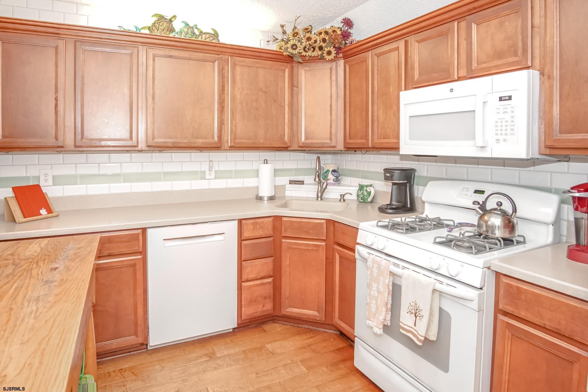 166 Federal Road Galloway Township, NJ 08205 - Photo 4 of 37 Gallery Image 4