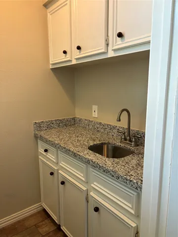 a close view of sink and tap