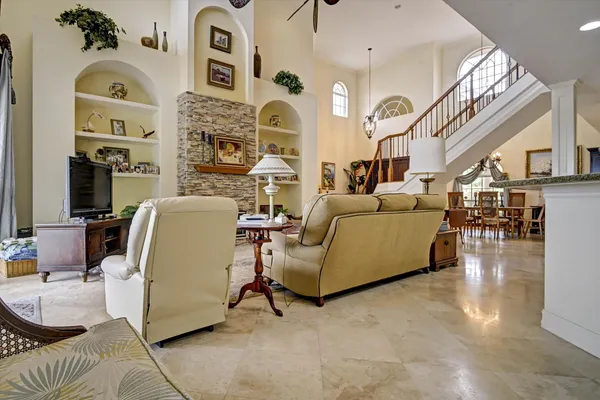 $3,950,888 | 881 Southeast St Lucie Boulevard, Stuart, FL 34996