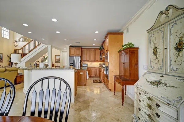 $3,950,888 | 881 Southeast St Lucie Boulevard, Stuart, FL 34996