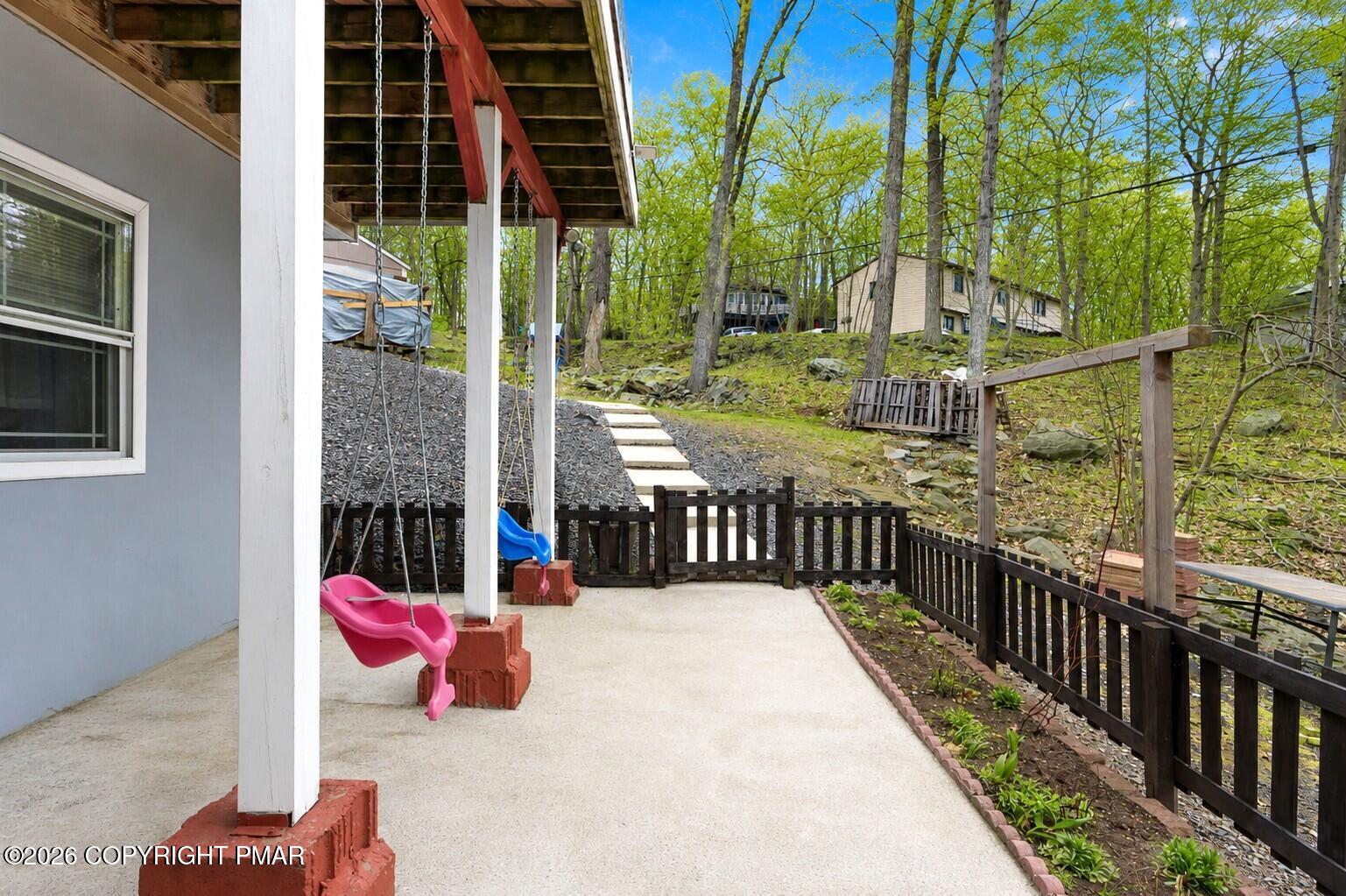 1007 Hampstead Road Bushkill, PA 18324 - Photo 44 of 68 095A9748 edit summer