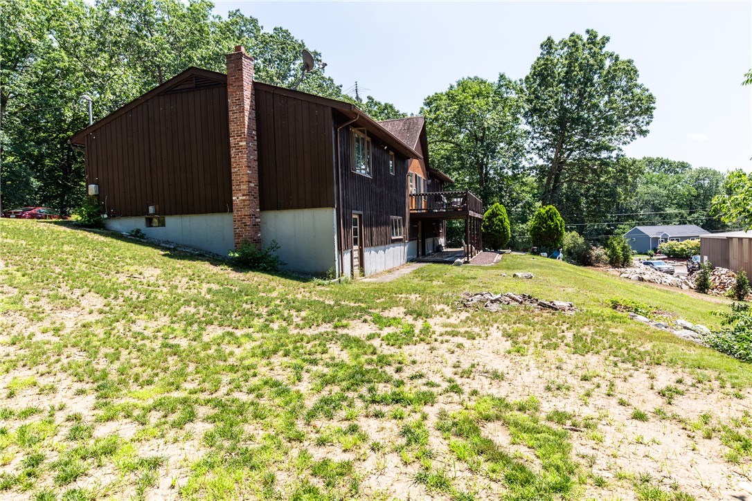 8 Evans Road Smithfield, RI 02814 - Photo 19 of 31