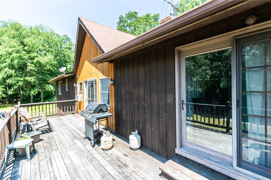 8 Evans Road Smithfield, RI 02814 - Photo 21 of 31