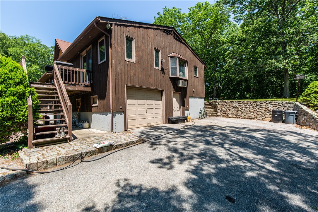 8 Evans Road Smithfield, RI 02814 - Photo 24 of 31
