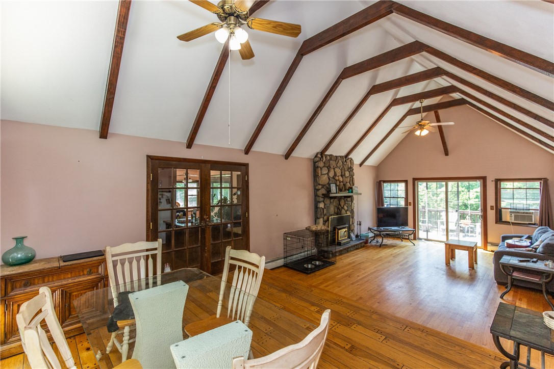 8 Evans Road Smithfield, RI 02814 - Photo 9 of 31
