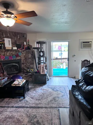 $2,100,000 | 290 Robles Drive, Lakeport, CA 95453