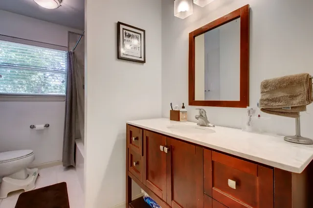 $2,350 | 6709 Columbia Drive, Austin, TX 78723