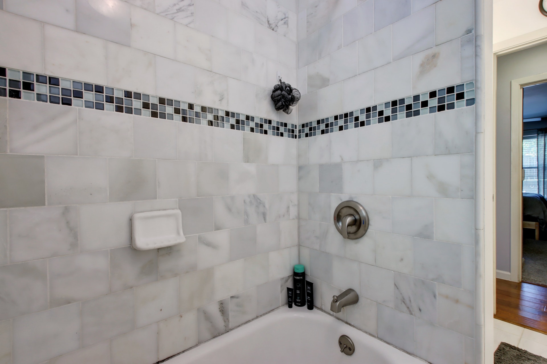 6709 Columbia Drive Austin, TX 78723 - Photo 20 of 24 a bathroom with a shower