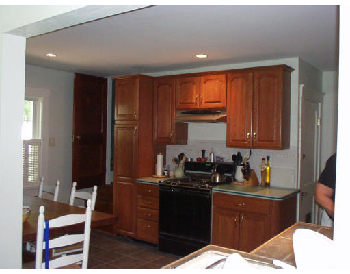 24 Upland Road Sharon, MA 02067 - Photo 4 of 9 Gallery Image 4