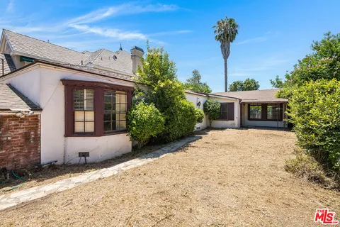 $3,195,000 | 10058 Valley Spring Lane, Toluca Lake, CA 91602
