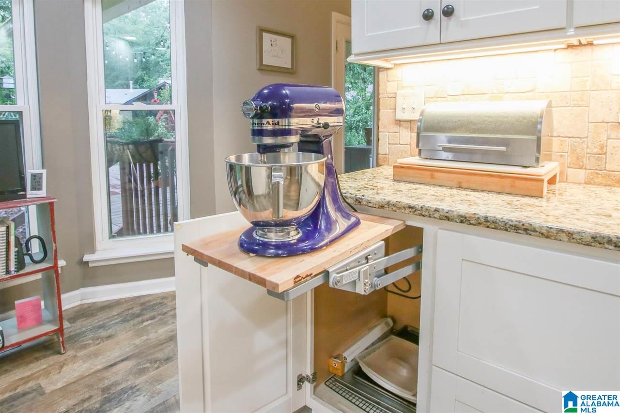 349 Stonebridge Road Birmingham, AL 35210 - Photo 17 of 38