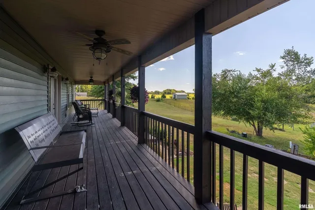 $430,000 | 3860 Boyd Road, Jonesboro, IL 62952