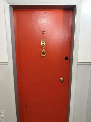 $79,900 | 9925 Bunker Hill Drive, Unit F, St. Louis, MO 63123