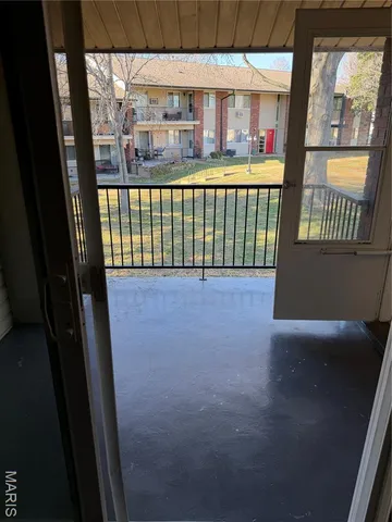 $79,900 | 9925 Bunker Hill Drive, Unit F, St. Louis, MO 63123