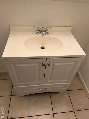 $79,900 | 9925 Bunker Hill Drive, Unit F, St. Louis, MO 63123