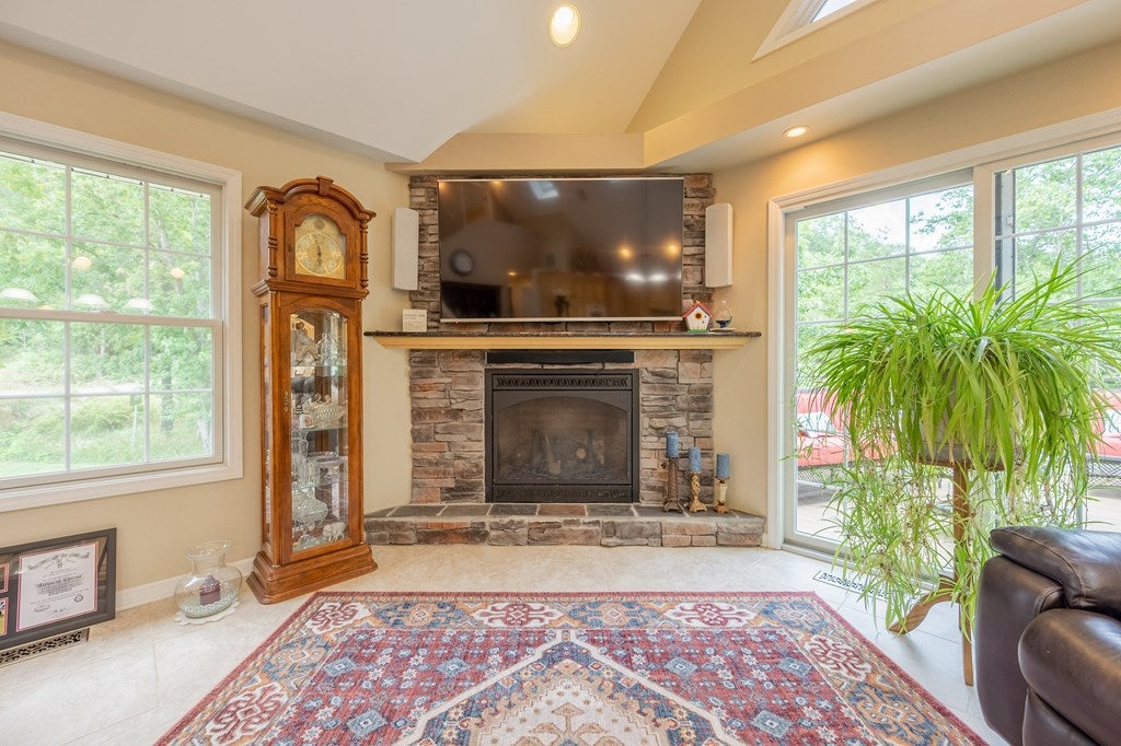 4138 Old Mill Road Pulaski, VA 24301 - Photo 13 of 74 Gallery Image 13