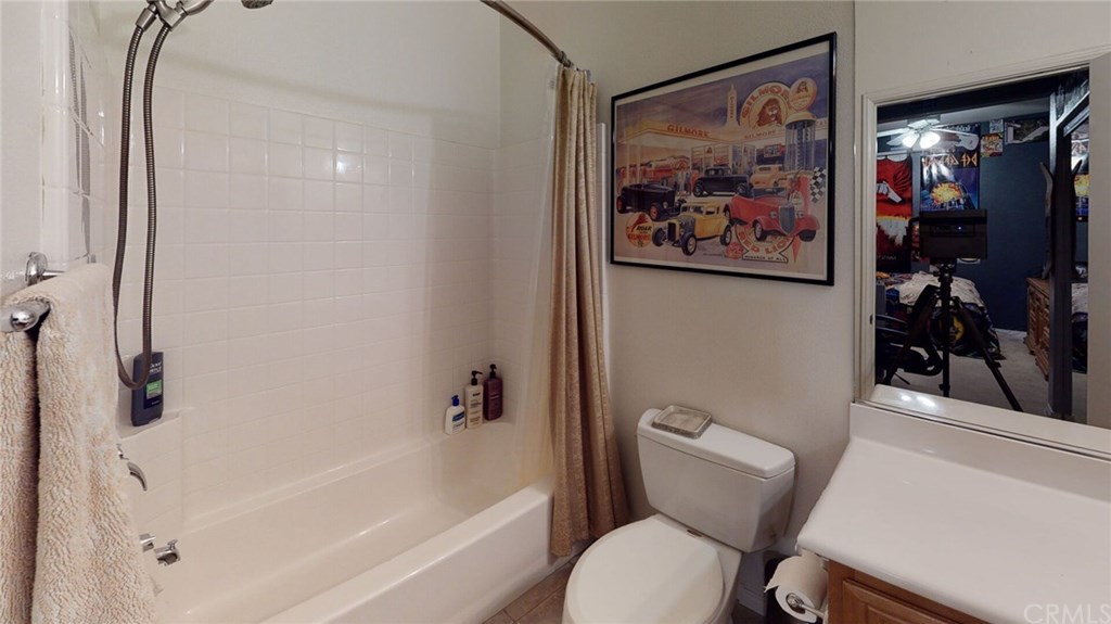 17 Gazania Way Ladera Ranch, CA 92694 - Photo 18 of 29 Downstairs master bathroom