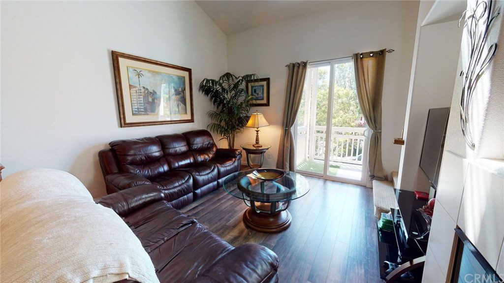 17 Gazania Way Ladera Ranch, CA 92694 - Photo 5 of 29