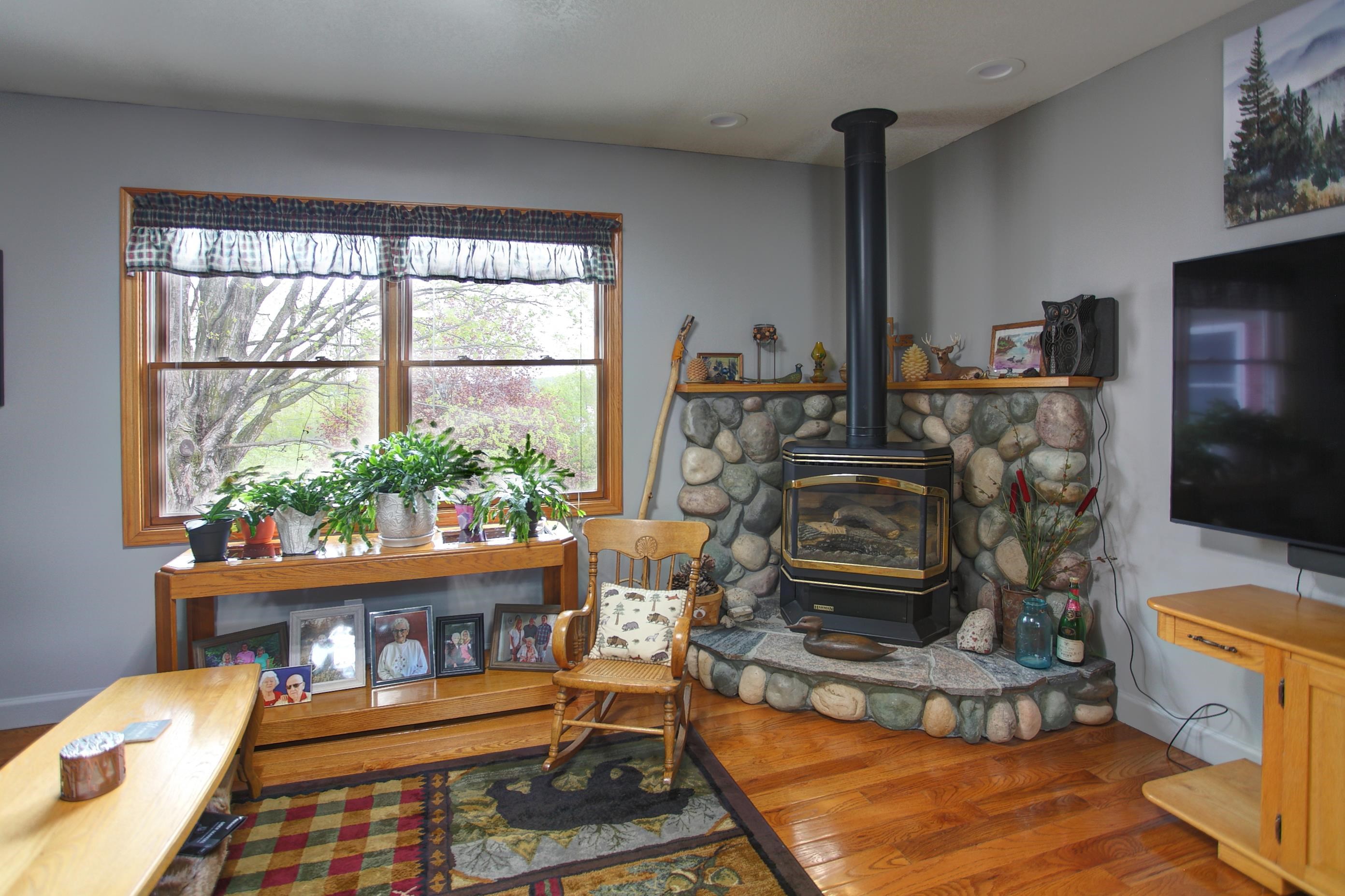 8201 Essex Road Ellsworth, MI 49729 - Photo 19 of 42