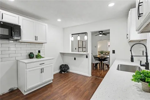 $184,500 | 1133 East 75th Street, Kansas City, MO 64131