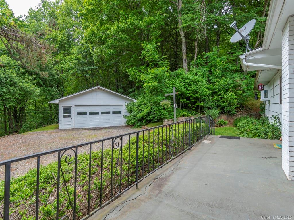 847 Fox Run Road Waynesville, NC 28785 - Photo 17 of 20 Gallery Image 17