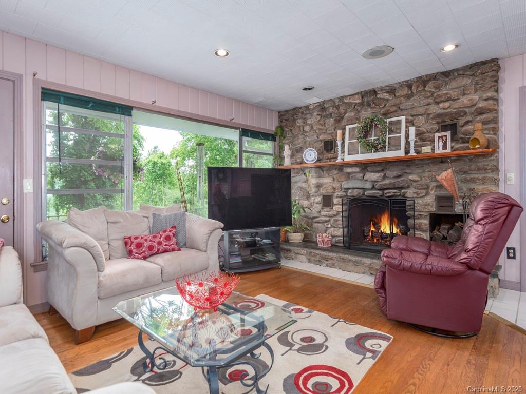 847 Fox Run Road Waynesville, NC 28785 - Photo 5 of 20 Gallery Image 5