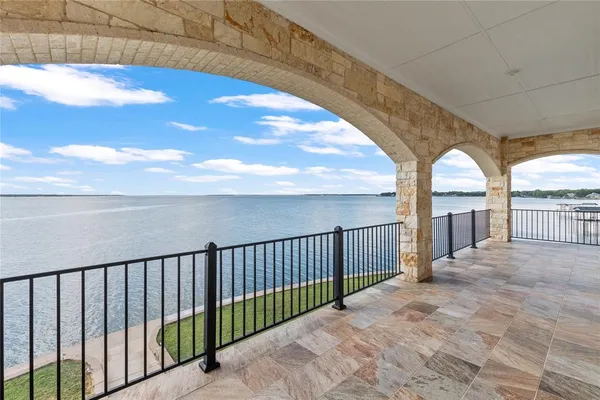 a view of a terrace view