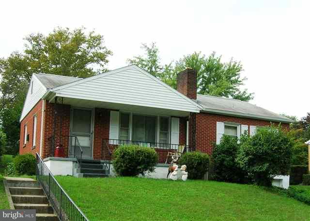 25 Charlton Road Harrisburg, PA 17112 - Photo 1 of 11 Gallery Image 1