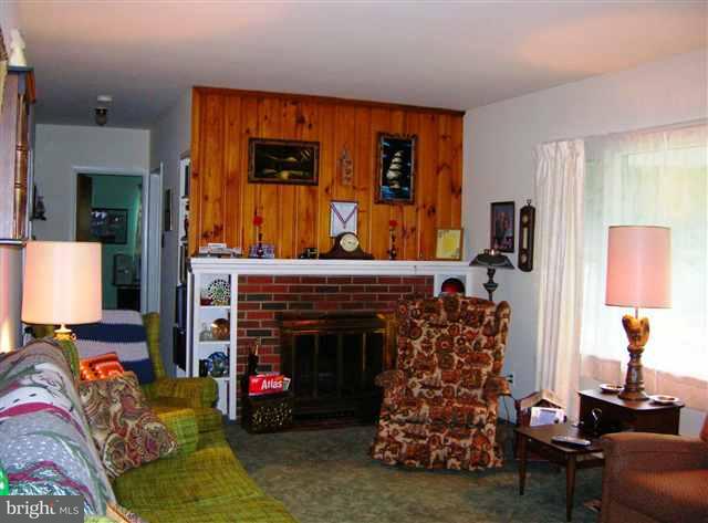 25 Charlton Road Harrisburg, PA 17112 - Photo 2 of 11 Gallery Image 2