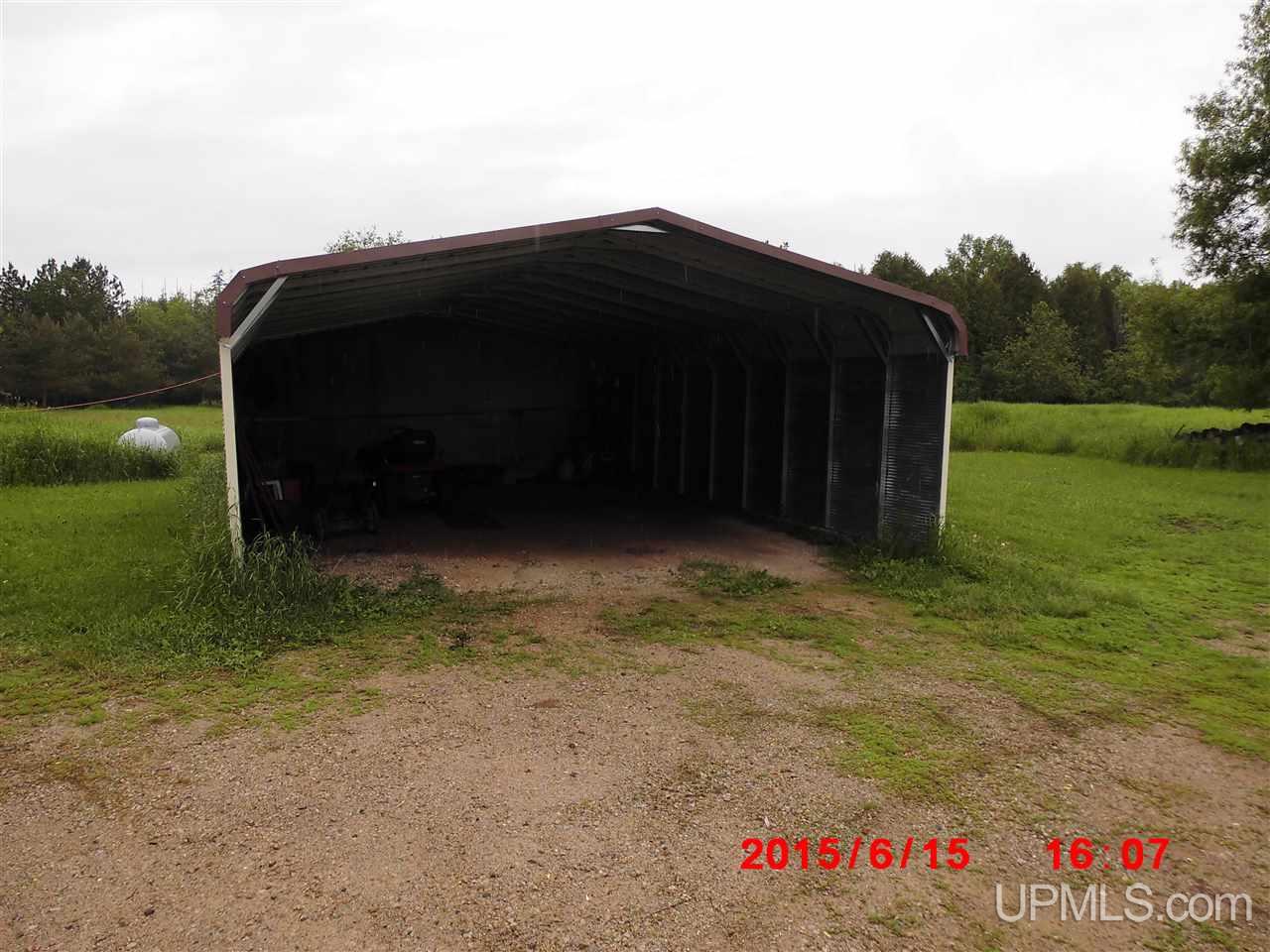 8390 Co Road Gladstone, MI 49837 - Photo 12 of 20