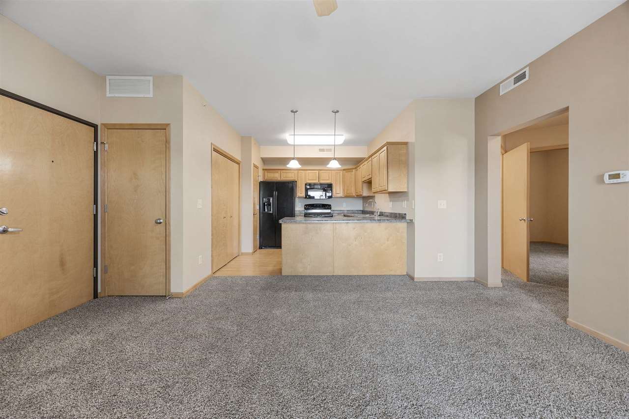1092 Walnut Avenue, Unit 206 Riverside, IA 52327 - Photo 3 of 3 Gallery Image 3
