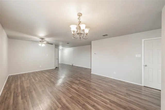 $315,000 | 900 Grant Street, Burleson, TX 76028