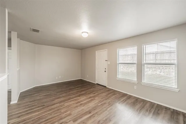 $315,000 | 900 Grant Street, Burleson, TX 76028