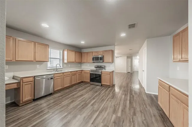 $315,000 | 900 Grant Street, Burleson, TX 76028