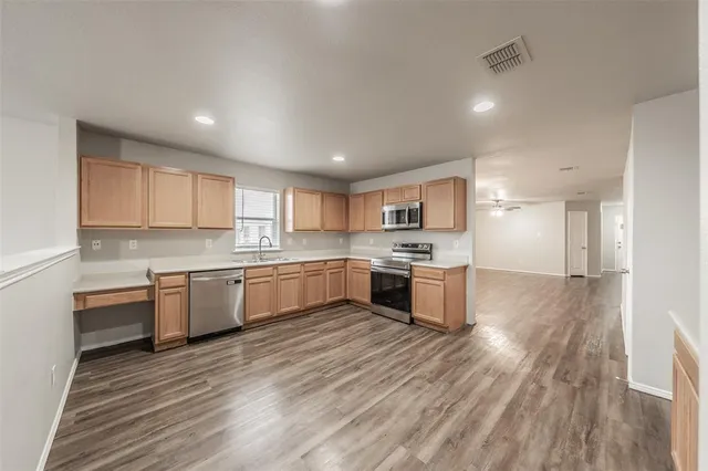 $315,000 | 900 Grant Street, Burleson, TX 76028