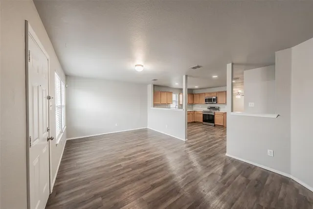 $315,000 | 900 Grant Street, Burleson, TX 76028