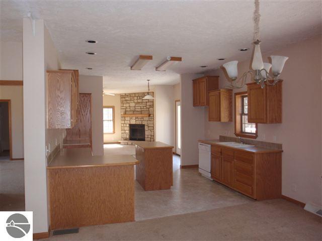2592 Wallaker Road Benzonia, MI 49616 - Photo 8 of 15 1714539-7.JPG