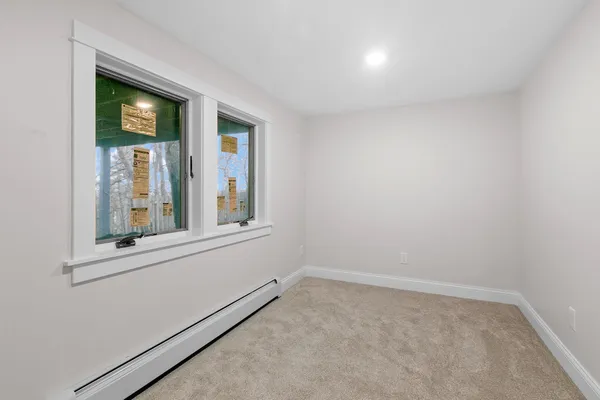 $2,795 | 1826 Franklin Avenue Southeast, Minneapolis, MN 55414