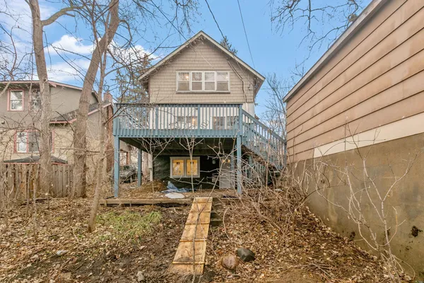 $2,795 | 1826 Franklin Avenue Southeast, Minneapolis, MN 55414