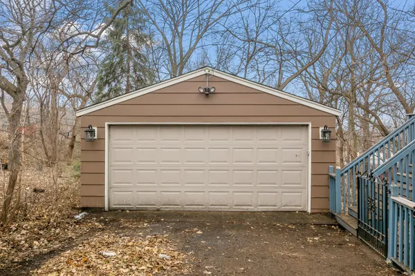 $2,795 | 1826 Franklin Avenue Southeast, Minneapolis, MN 55414