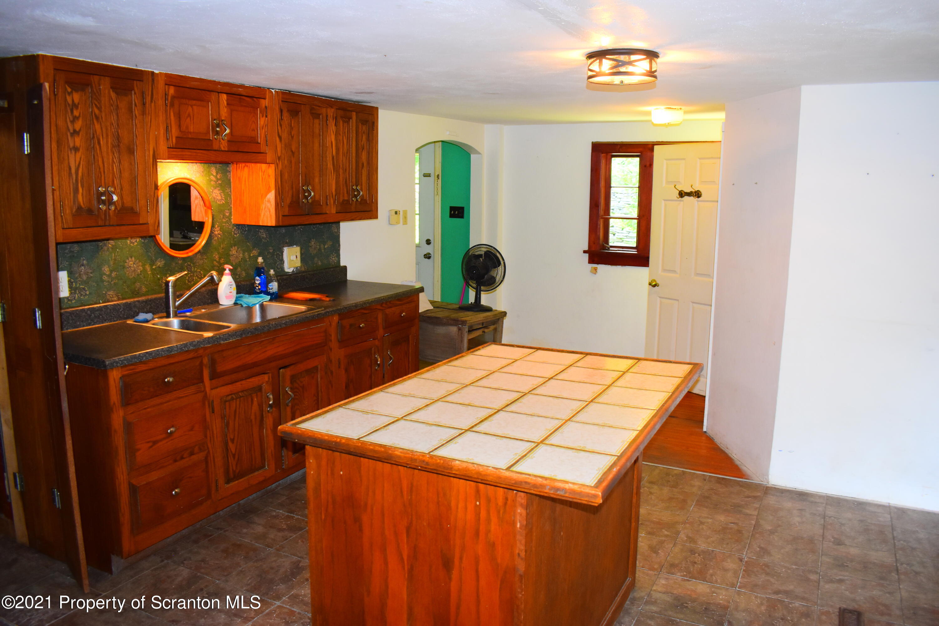 987 Carter Road Montrose, PA 18801 - Photo 7 of 50