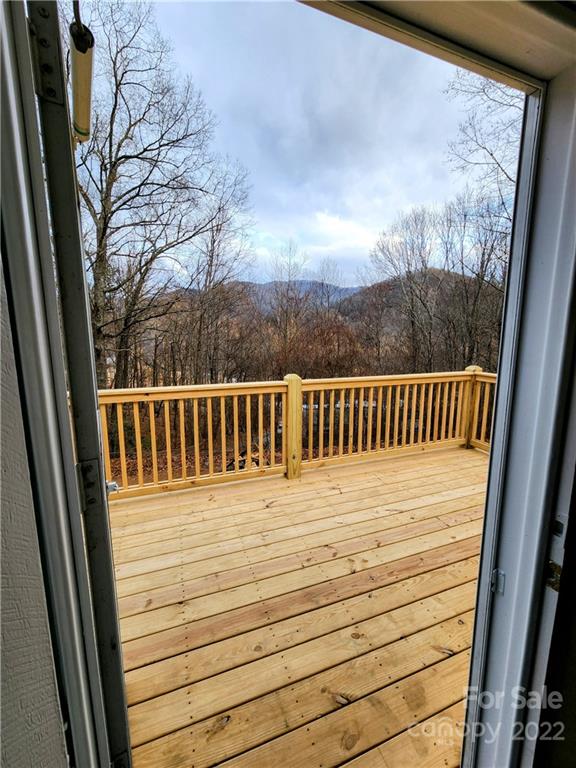 134 Red Road Swannanoa, NC 28778 - Photo 5 of 18 Gallery Image 5