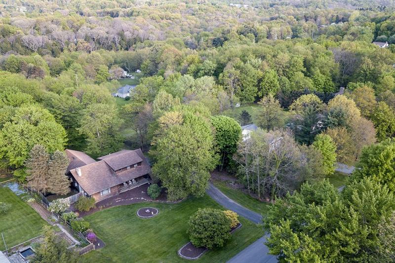 111 Foxglove Road Baden, PA 15005 - Photo 4 of 24