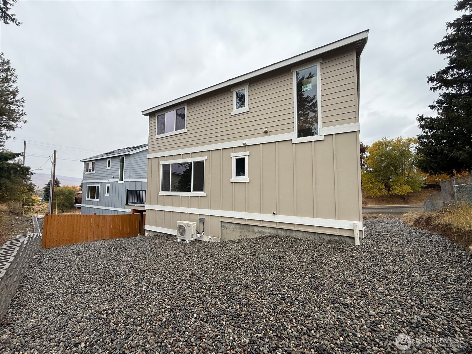 600 Ross Canyon Road Omak, WA 98841 - Photo 22 of 25 a front view of a house with a yard