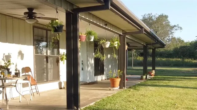 a house view with a outdoor space