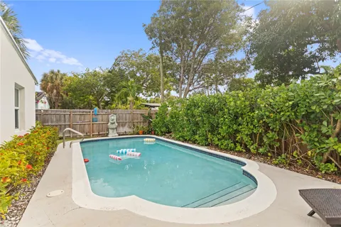 $849,000 | 1736 Northeast 18th Street, Fort Lauderdale, FL 33305