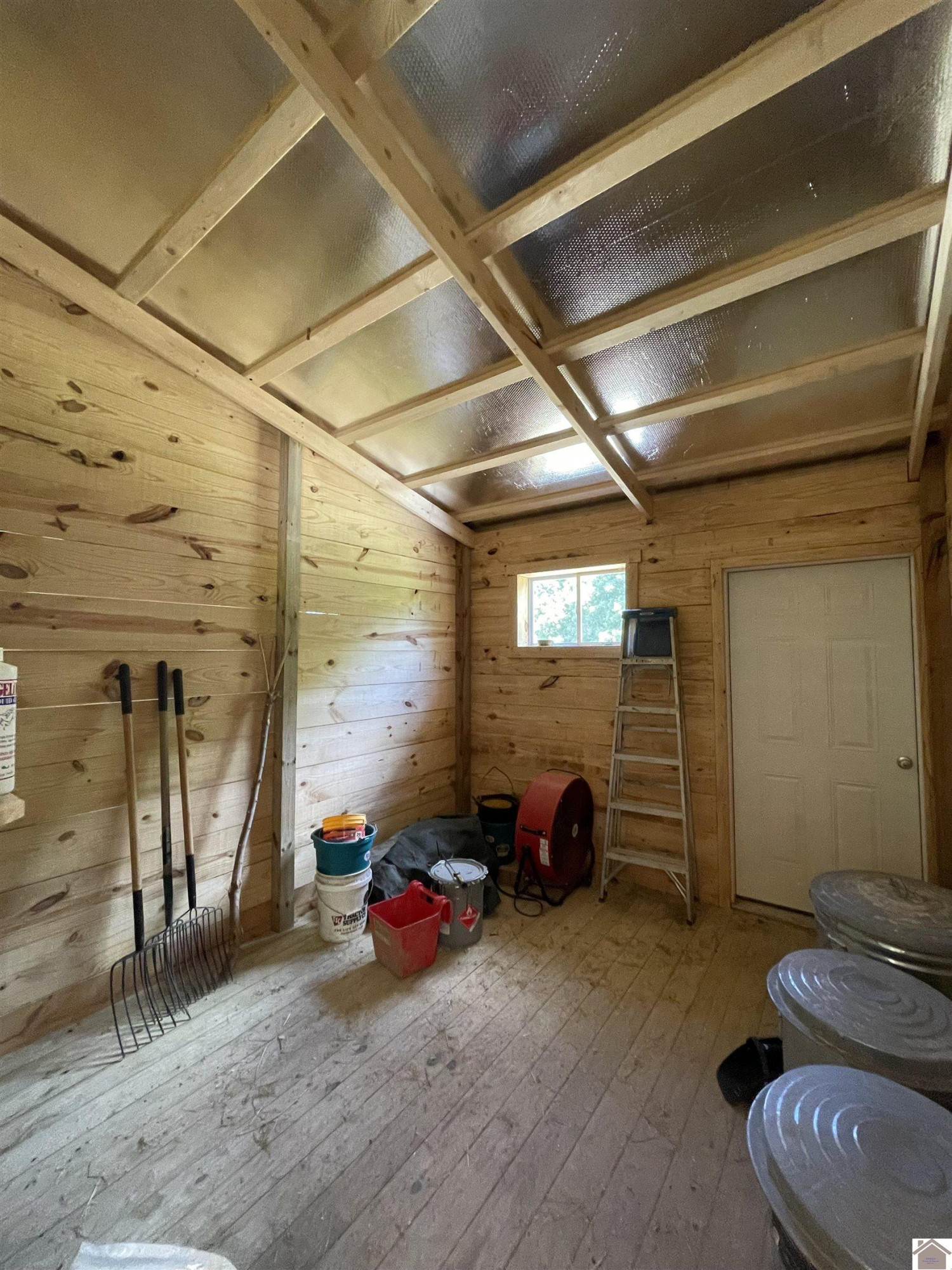 782 Bid Southern Road Tiline, KY 42083 - Photo 18 of 47 Bonus storage room
